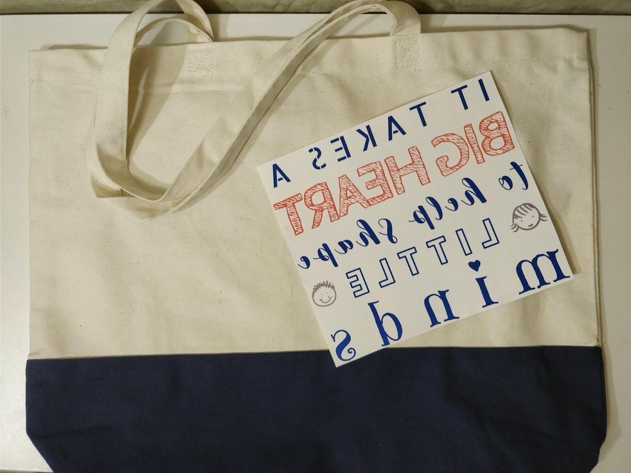 DIY Teacher Gift Idea Ironon Transfer Tote Bags {with Free Printable