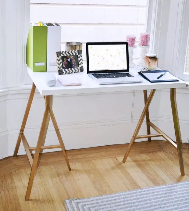 looking for a slim, good looking computer table? - IKEA Hackers