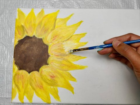 How to Paint a Sunflower - Learn to Paint for Beginners Series