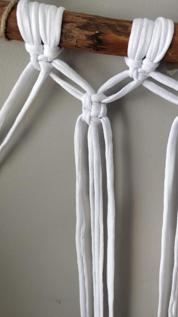 Easy DIY Macrame Wall Hanging in 15 Minutes | Feeling Nifty