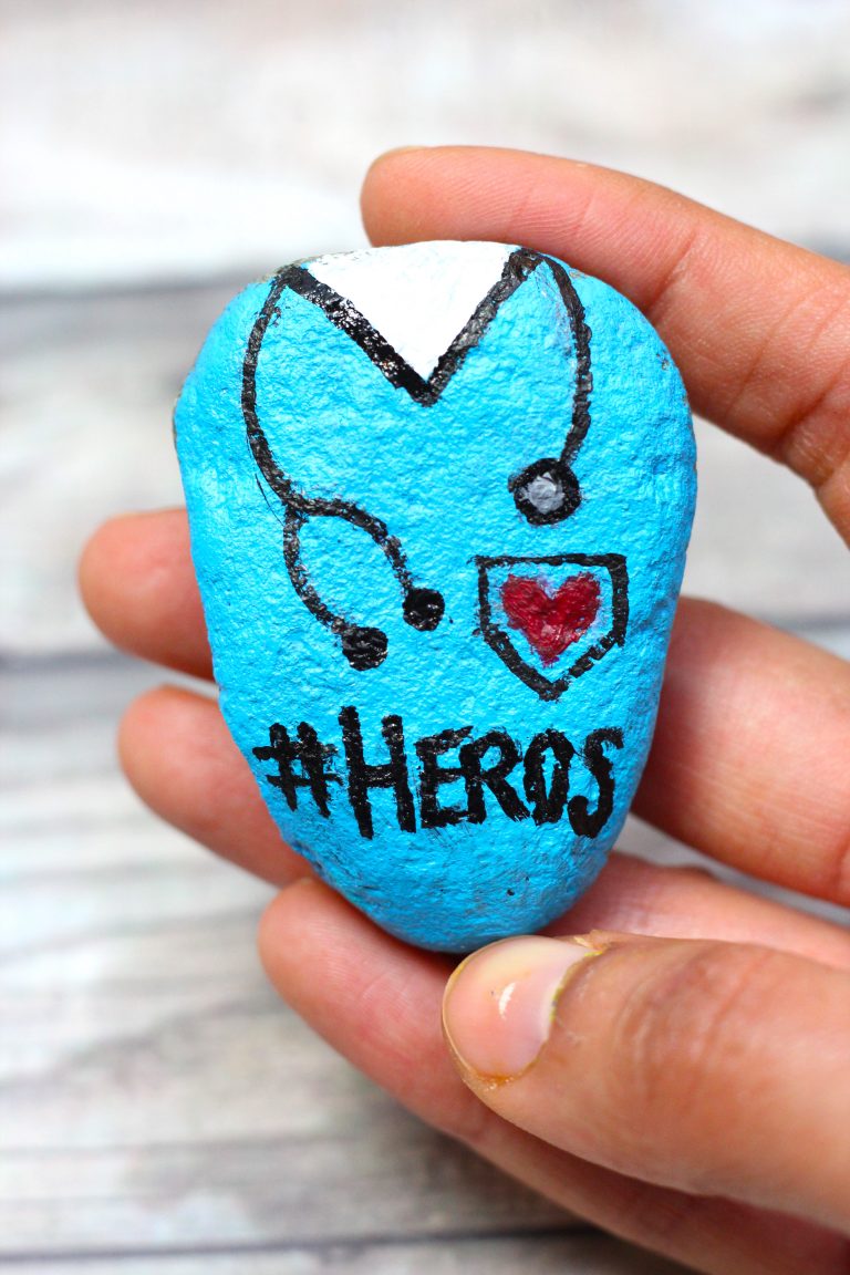 How To Paint Rocks For Beginners & 20+ Easy Ideas {Rock Painting 101}