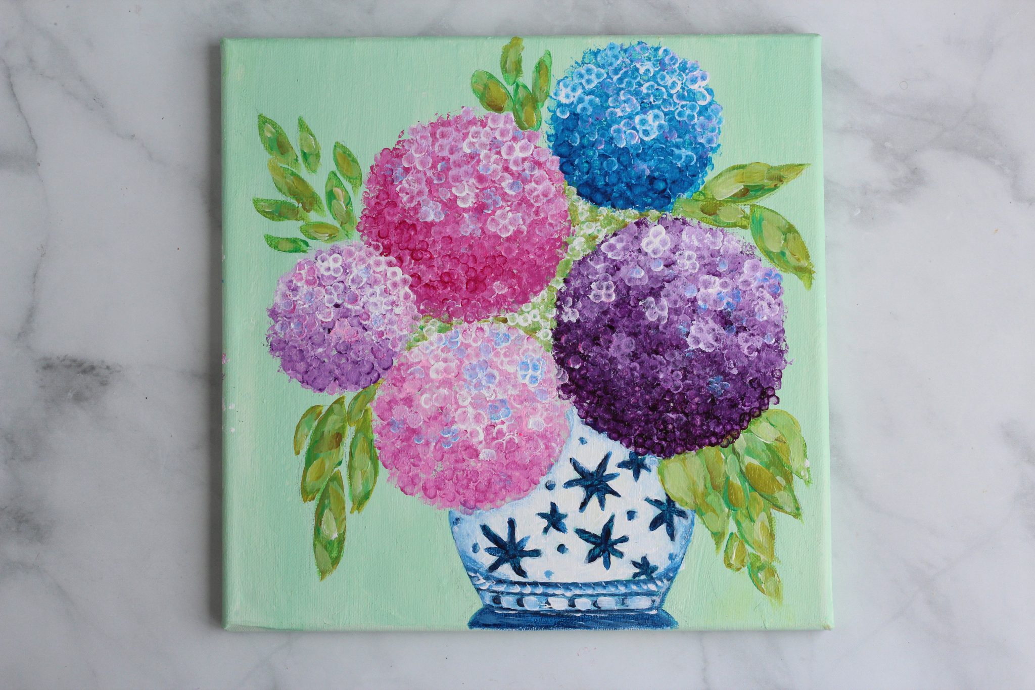 How to Paint Hydrangeas in a Jar Using Qtips and Bubble Wrap {Easy}