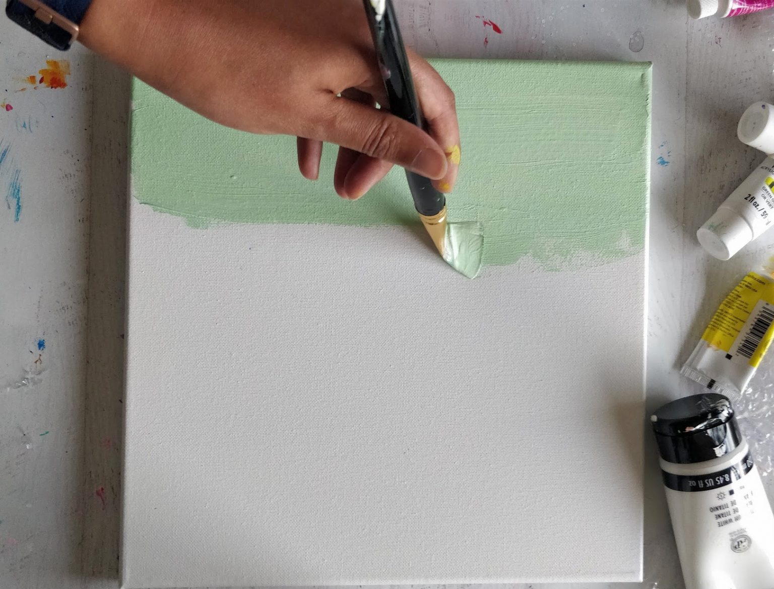 How to Paint Hydrangeas in a Jar Using Qtips and Bubble Wrap {Easy}