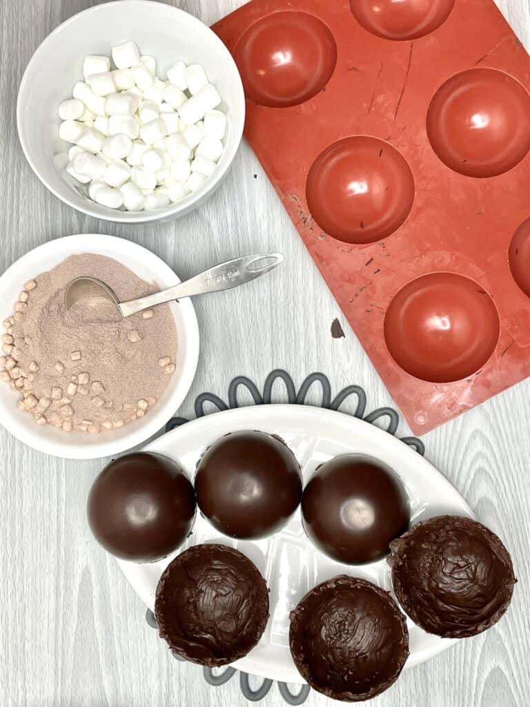 Easy Hot Chocolate Bombs Recipe for Beginners + Video Tutorial