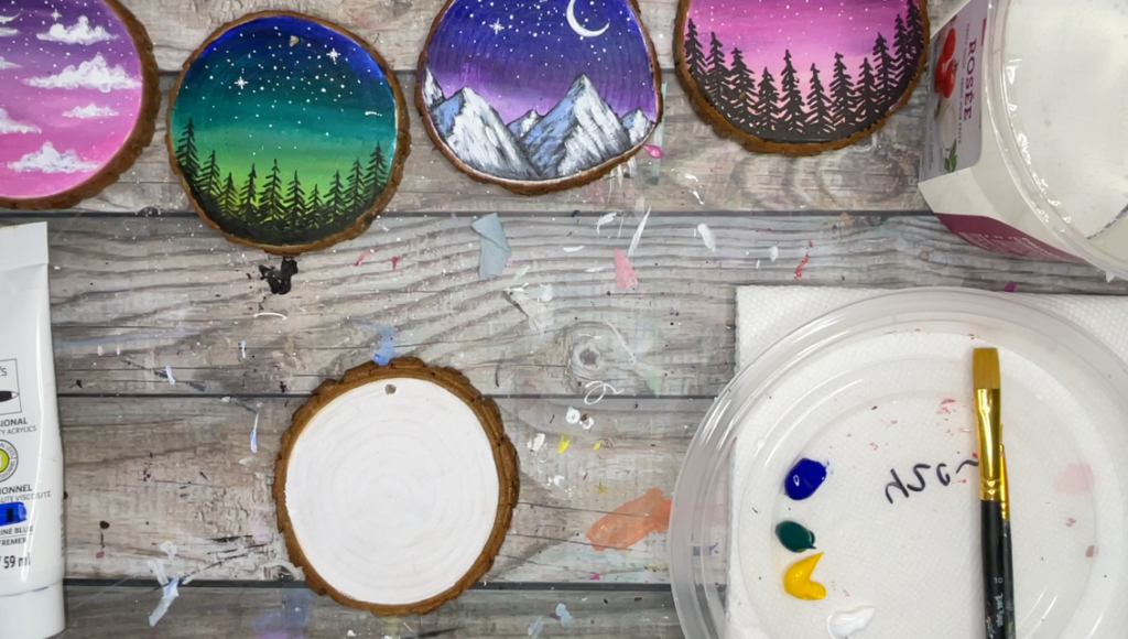 How To Paint Wood Slice Ornaments +10 Ideas To Get You Inspired